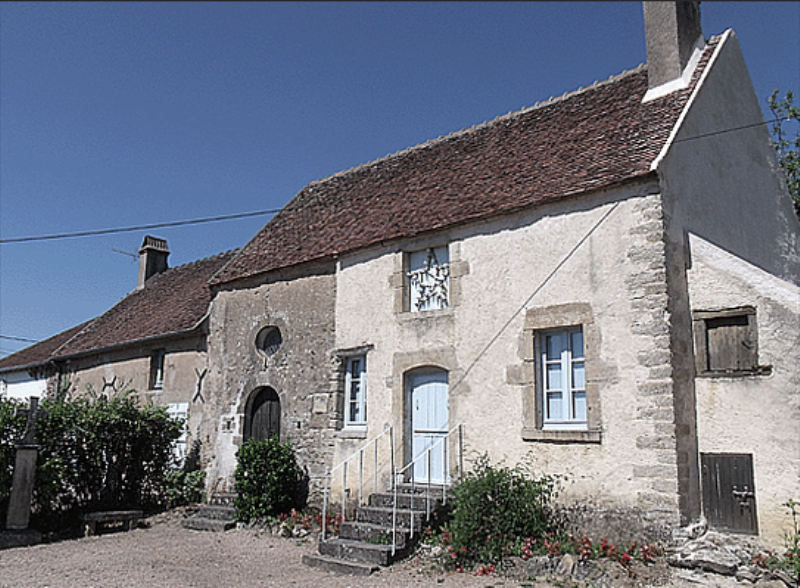 Corbigny (Nièvre) La chapelle Notre-Dame de Sarre