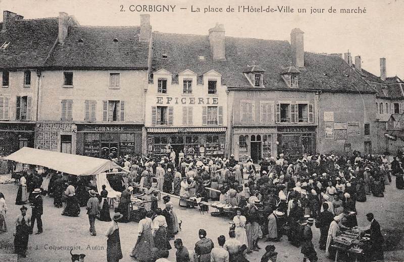 Corbigny (Nièvre) Le marché CPA