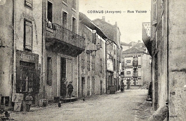 L' épicerie Vaisse (cpa)