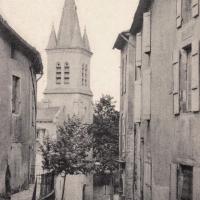 L' église et la rue Haute (cpa)