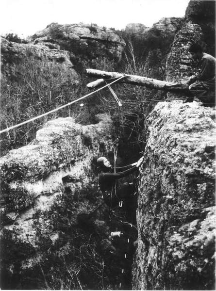 L'aven du Mas Raynal (cpa)