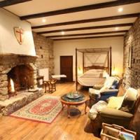 Sorgues, une chambre du château