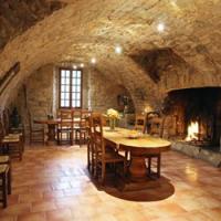 Sorgues, la salle à manger du château