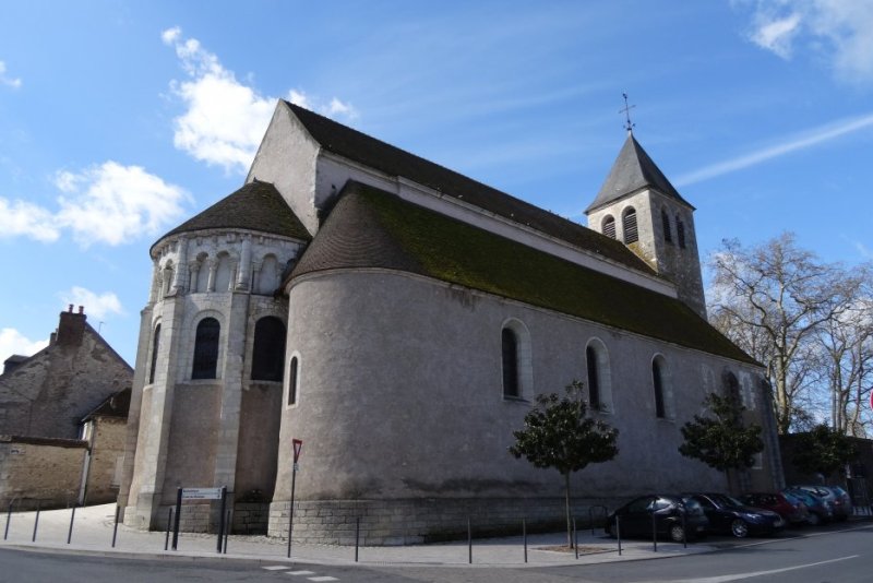 Cosne-Cours-sur-Loire (Nièvre) L'église Saint-Aignan