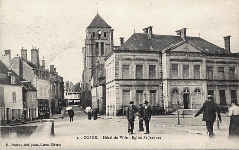 Cosne-Cours-sur-Loire (Nièvre) L'Hôtel de Ville CPA