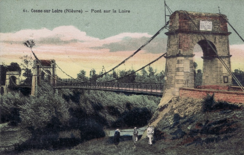 Cosne-Cours-sur-Loire (Nièvre) Le pont sur la Loire CPA