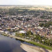 Cosne-Cours-sur-Loire (Nièvre) Vue aérienne