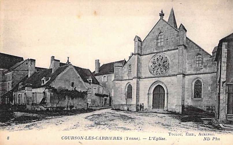 Courson-les-Carrières (89) L'église Saint-Pierre CPA