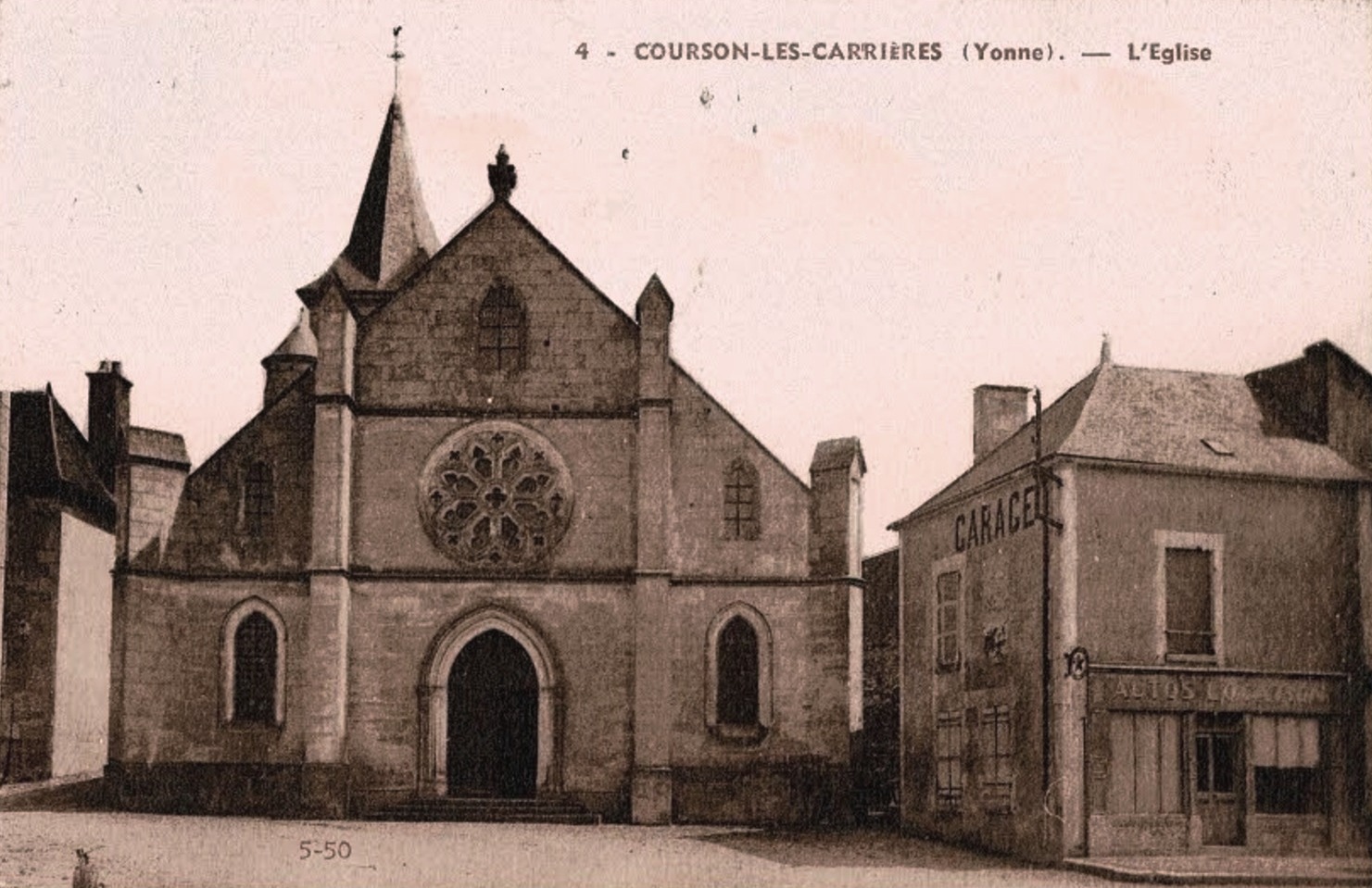 Courson-les-Carrières (89) L'église Saint-Pierre CPA