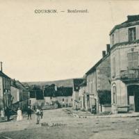 Courson-les-Carrières (89) Le boulevard CPA