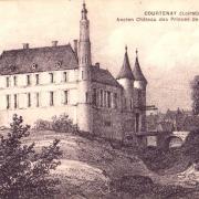 Courtenay (45) Château ancien, gravure CPA