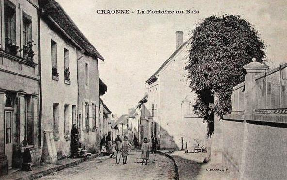 Craonne (Aisne) CPA rue de la fontaine aux buis
