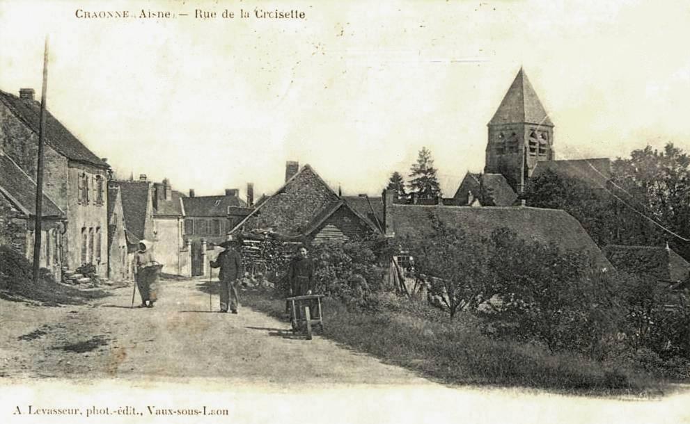 Craonne (Aisne) CPA rue de la croisette