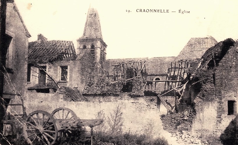 Craonnelle (Aisne) CPA église Sainte Benoite en ruines