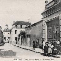 Cravant (89) L'Ecole des Filles CPA