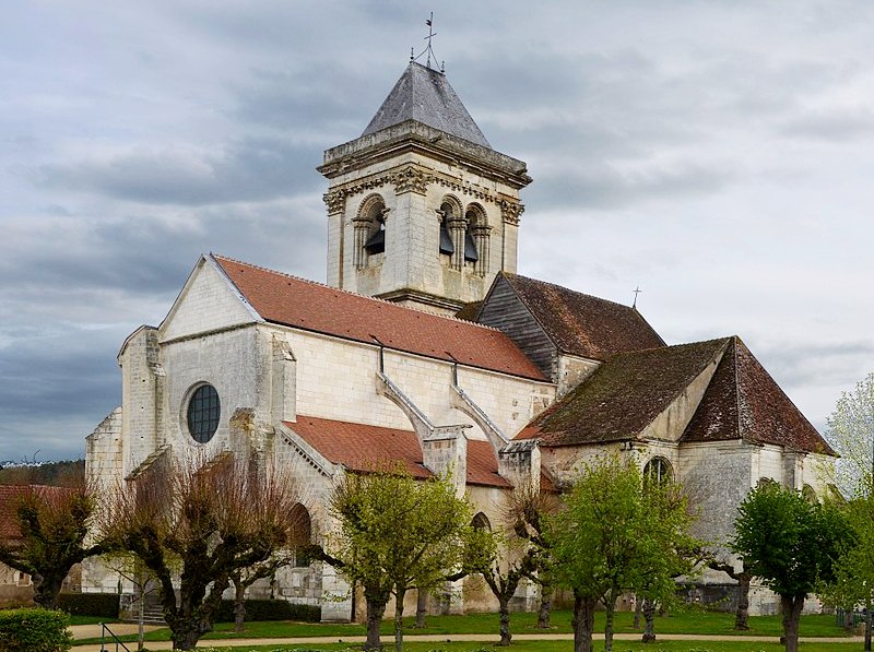 Cravant (89) L'église Saint-Pierre Saint-Paul
