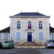 Cravant (89) La Mairie