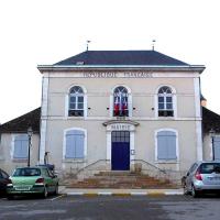 Cravant (89) La Mairie