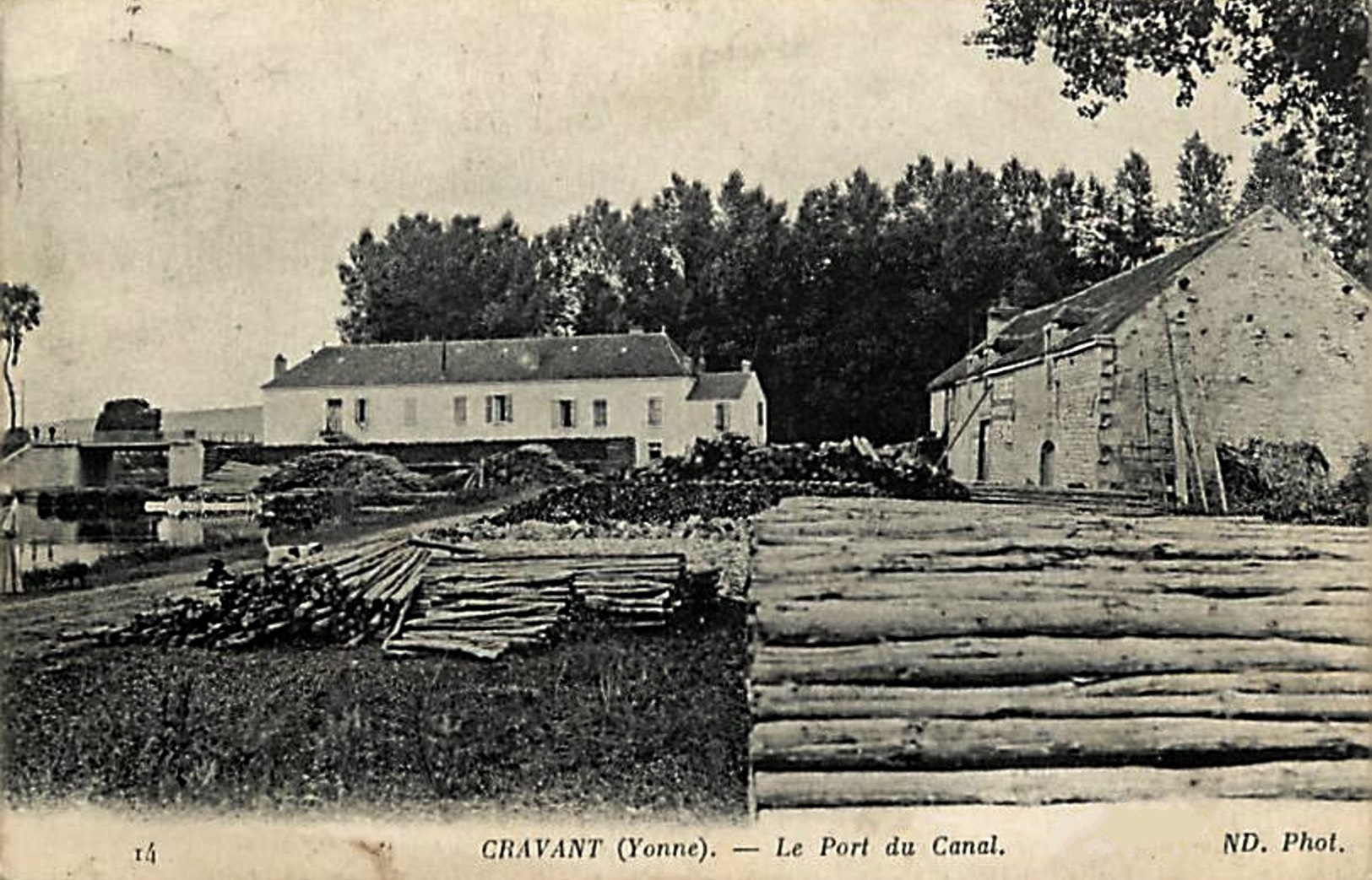 Cravant (89) Le port du canal CPA