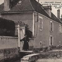 Cravant (89) Le Presbytère CPA