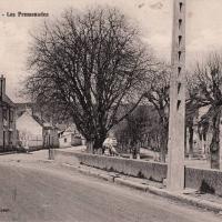 Cravant (89) Les Promenades CPA