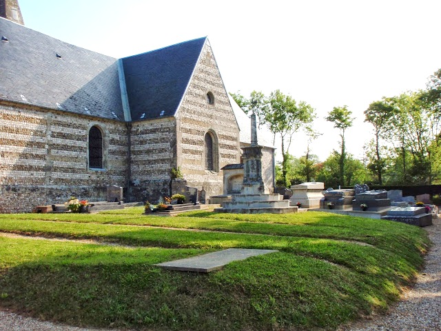 Criquebeuf-en-Caux (Seine Maritime) Eglise Saint Martin
