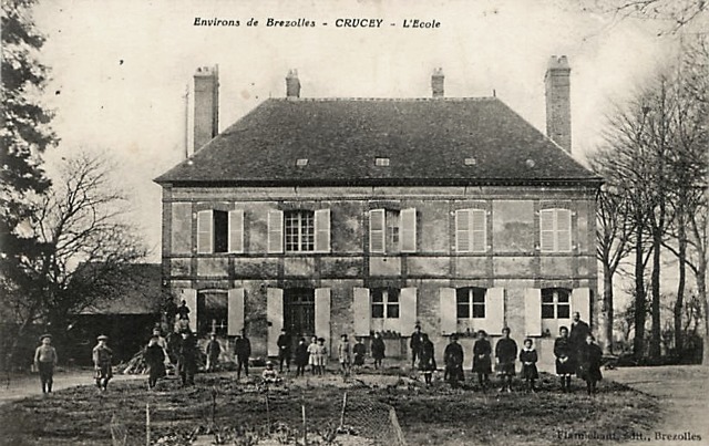 Crucey-Villages (28) L'école CPA