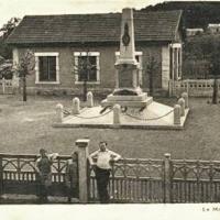 Crusnes 54 le monument aux morts cpa