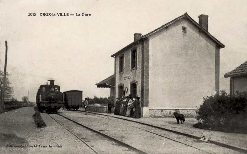 Crux-la-Ville (Nièvre) La gare CPA