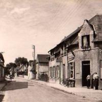 Cuts oise cpa l hotel du cheval blanc 