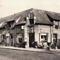 Cuts oise cpa le cafe tabac 