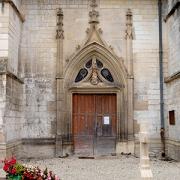 Dampierre (10) L'église, le portail