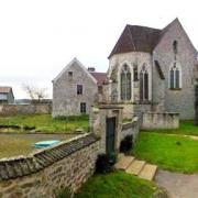 Dhuys et morin en brie 02 artonges l eglise et le monument aux morts