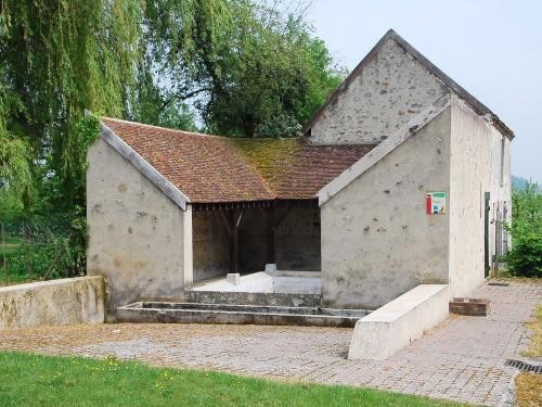 Dhuys et morin en brie 02 fontenelle en brie le lavoir restaure