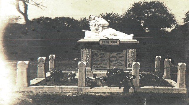 Dhuys et morin en brie 02 fontenelle en brie le monument aux morts cpa