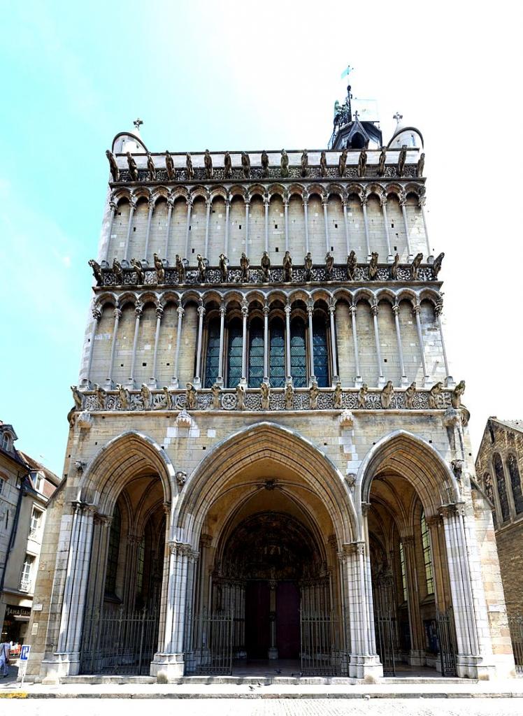 Dijon (Côte d'Or) L'église Notre-Dame