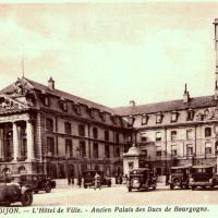 Dijon (Côte d'Or) Le Palais des ducs de Bourgogne, Hôtel de ville CPA