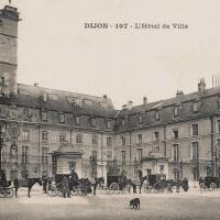 Dijon (Côte d'Or) Le Palais des ducs de Bourgogne, Hôtel de ville CPA