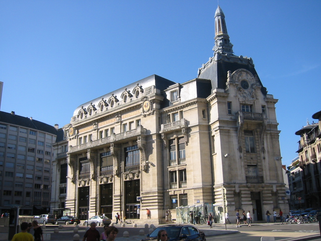 Dijon (Côte d'Or) L'Hôtel des Postes