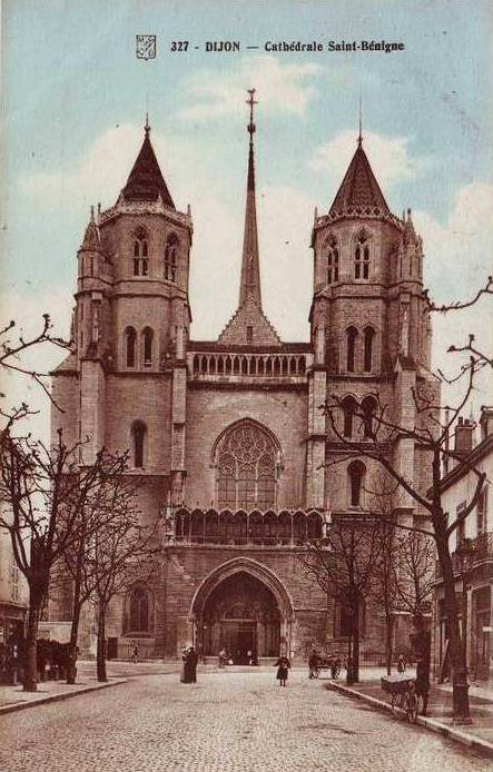 Dijon (Côte d'Or) La Cathédrale Saint-Bénigne CPA