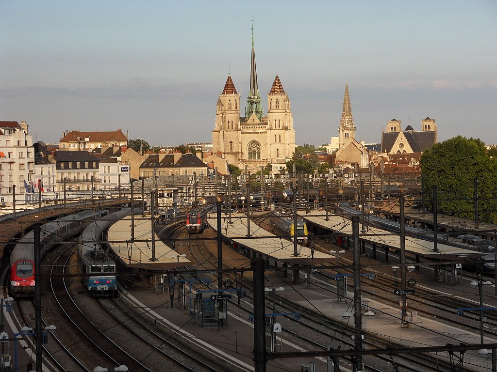 Dijon (Côte d'Or) La Gare Dijon-ville