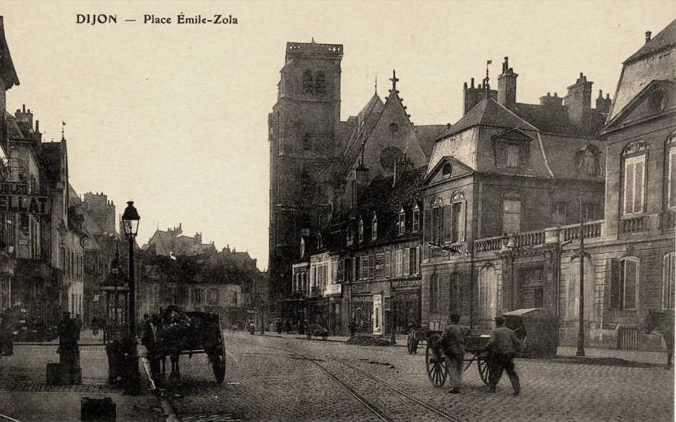 Dijon (Côte d'Or) La place Emile Zola CPA