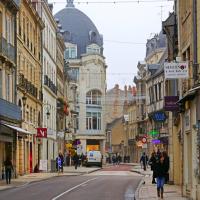Dijon (Côte d'Or) La rue Bossuet
