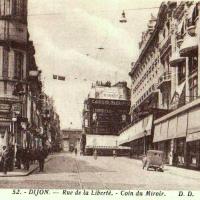 Dijon (Côte d'Or) La rue de la Liberté CPA