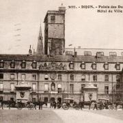 Dijon (Côte d'Or) Le Palais des ducs de Bourgogne, Hôtel de VilleCPA