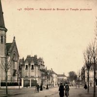 Dijon (Côte d'Or) Le Temple protestant, et le boulevard de Brosses CPA