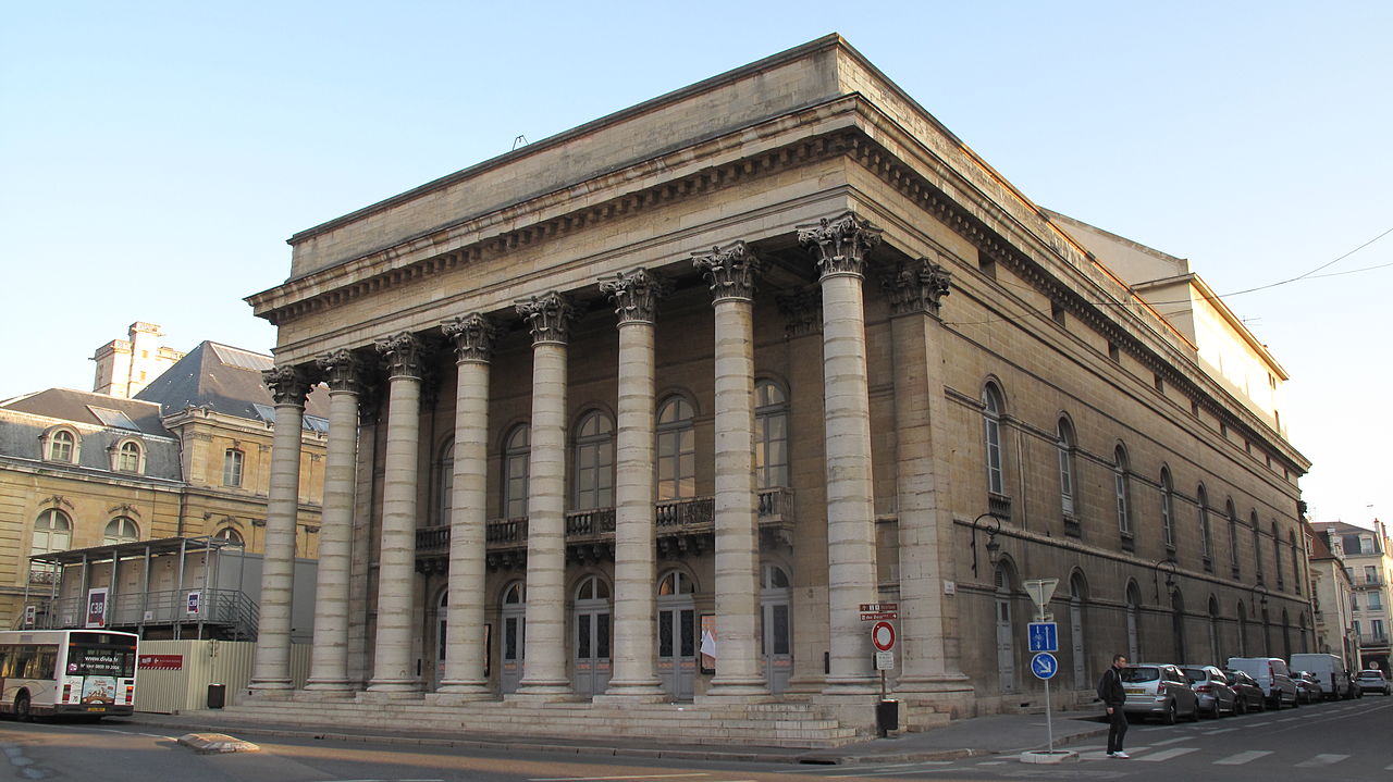 Dijon (Côte d'Or) Le Théâtre