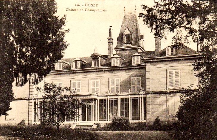 Donzy (Nièvre) Champromain, le château CPA