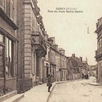 La rue du Pont Notre-Dame CPA