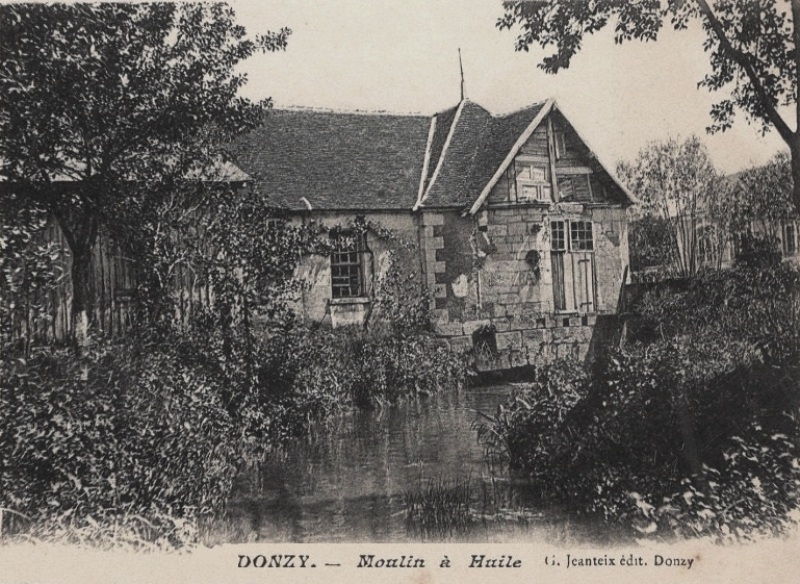 Donzy (Nièvre) Le moulin de l'Ile CPA